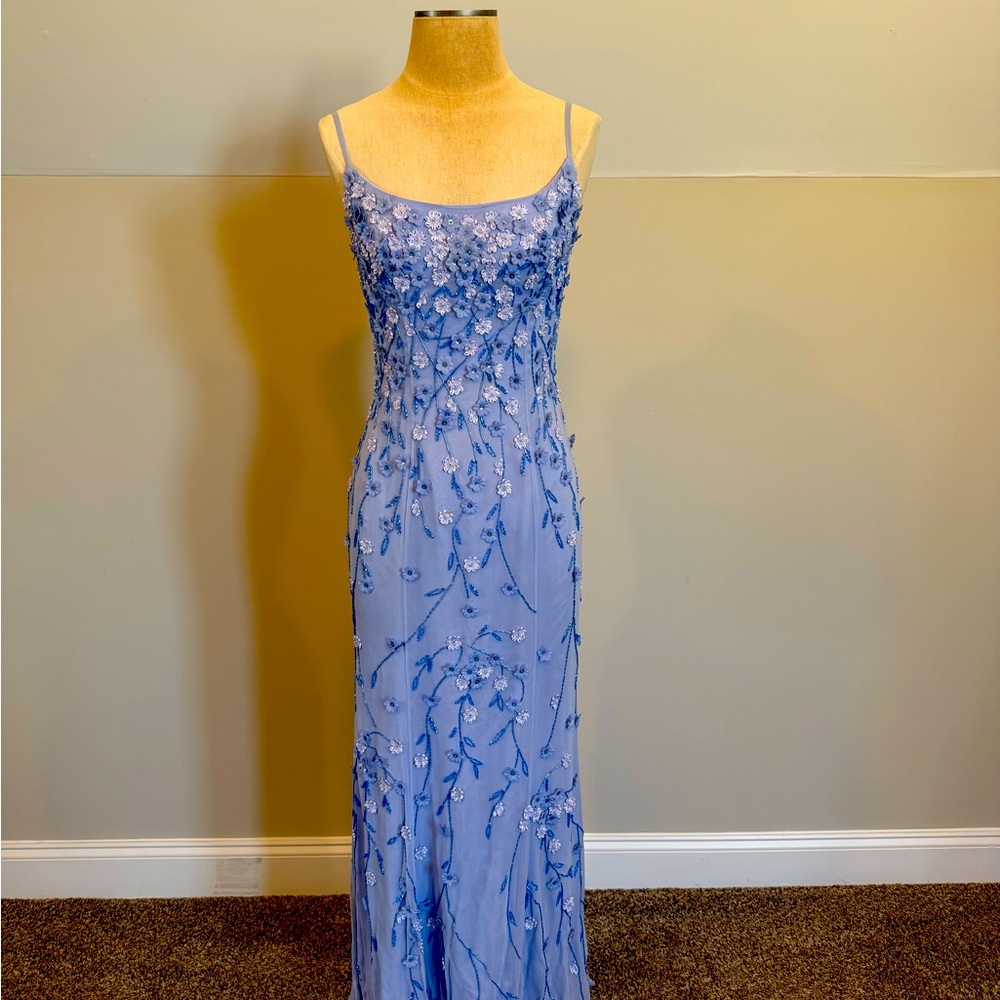 EUC! Nina Canacci Blue Sleeveless Spaghetti Strap Prom Gown is 100% Silk